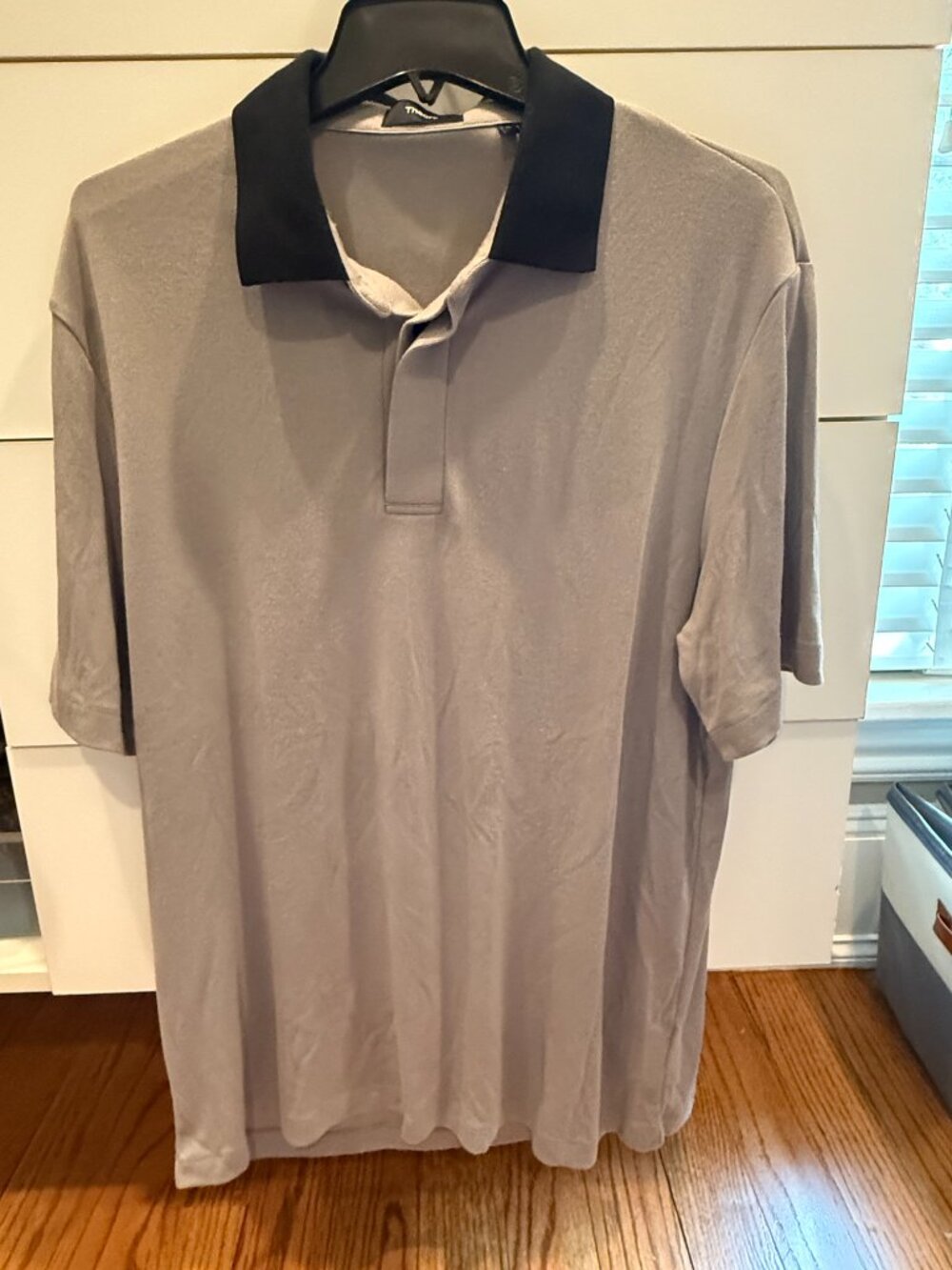 Collared Theory Short Sleeve Shirt Gray w/ Black Collar Sz XL